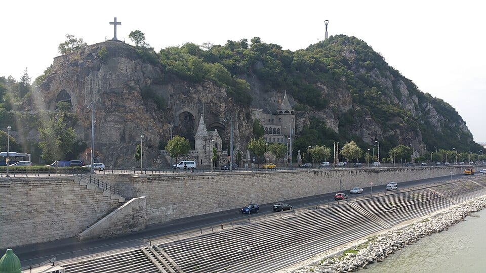 Felsenkirche, Budapest
