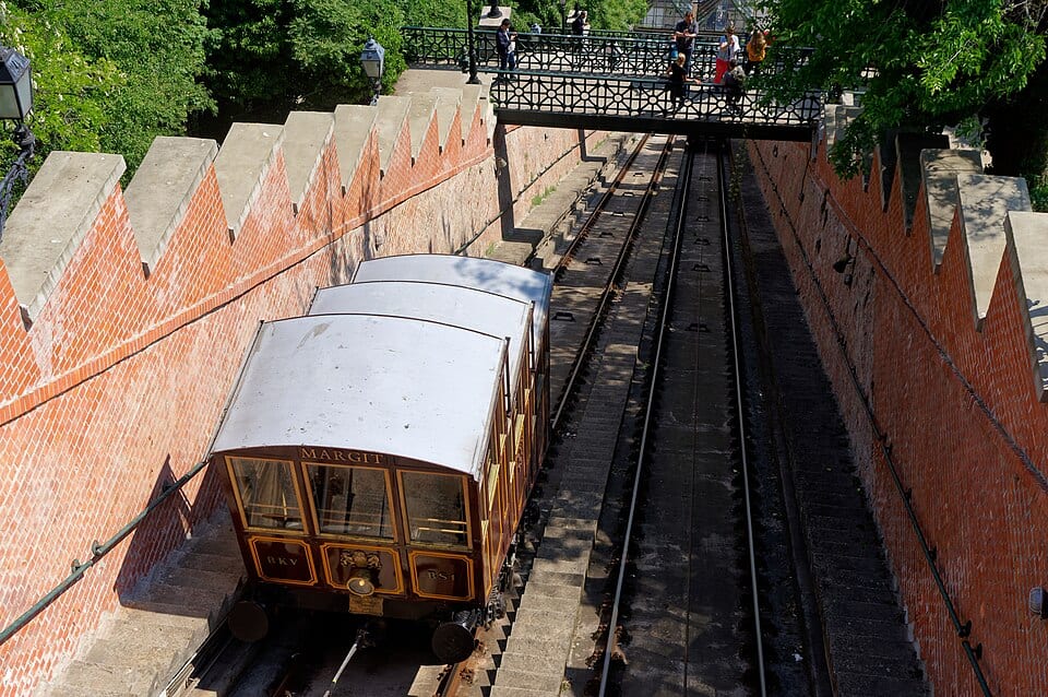 Budaer Burgstandseilbahn (Budavári Sikló), Budapest